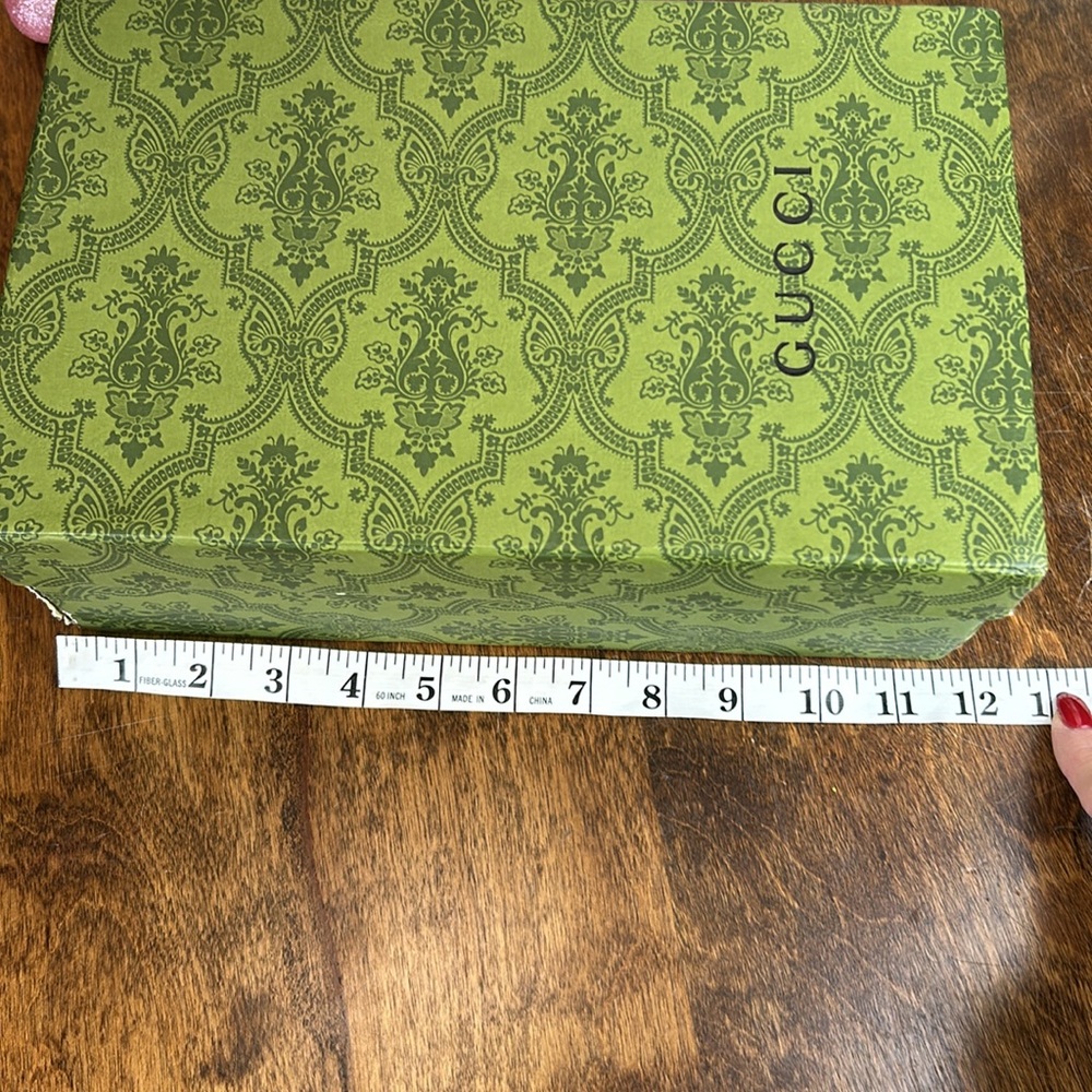 GUCCI‎ BOX - Picture 12 of 13
